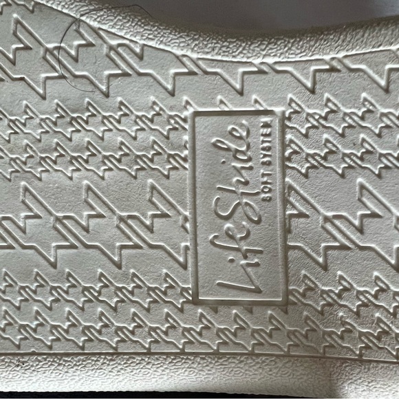LifeStride soft system  women’s shoes - Picture 5 of 10